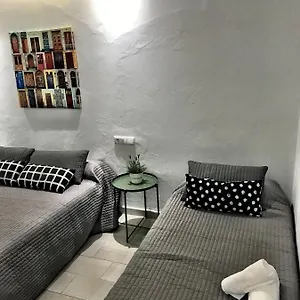 Homestay Bed And Center, Tarifa